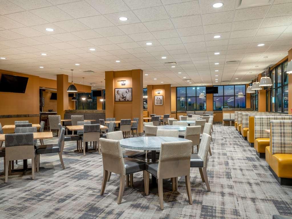 Hilton Garden Inn Jeffersonville Louisville North Restaurant photo